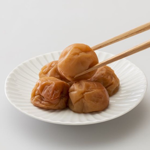 【こまち食品工業】災害備蓄用白がゆ(10パック)梅干缶-紀州南高梅(４缶)