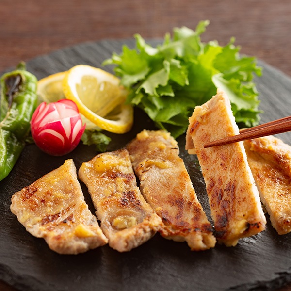 【料理屋まえかわ】前川浩一監修　国産豚肉の西京味噌だれ漬