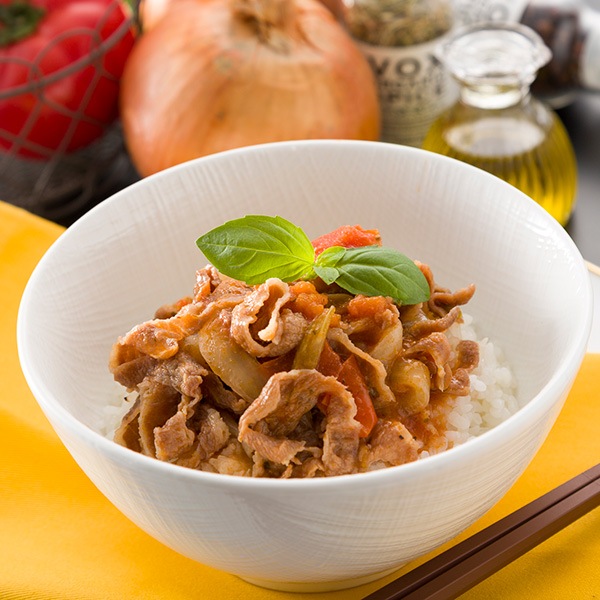 【リストランテホンダ】本多哲也監修　国産牛と完熟トマトのイタリアン牛丼