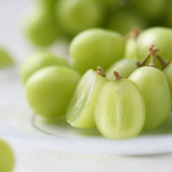 【フルーツワールド】シャインマスカット 450g(1房)(8月下旬~10月上旬頃発送予定)