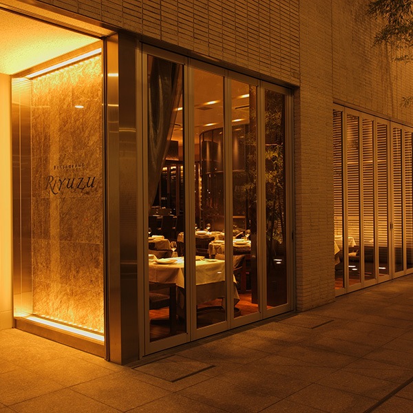 【レストランリューズ】飯塚隆太監修　濃厚デミグラスハンバーグとビーフシチュー