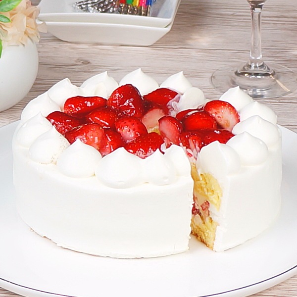 【たちかわ】いちご生デコレーションケーキ