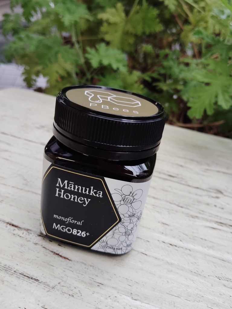 【神楽坂ピービーズ】マヌカハニー MGO826+（１瓶）