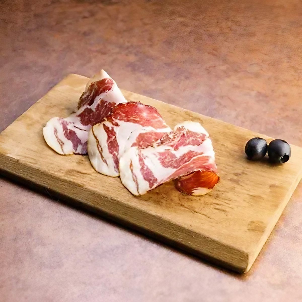 【キュルノンチュエ】豚肩ﾛｰｽ燻製熟成品