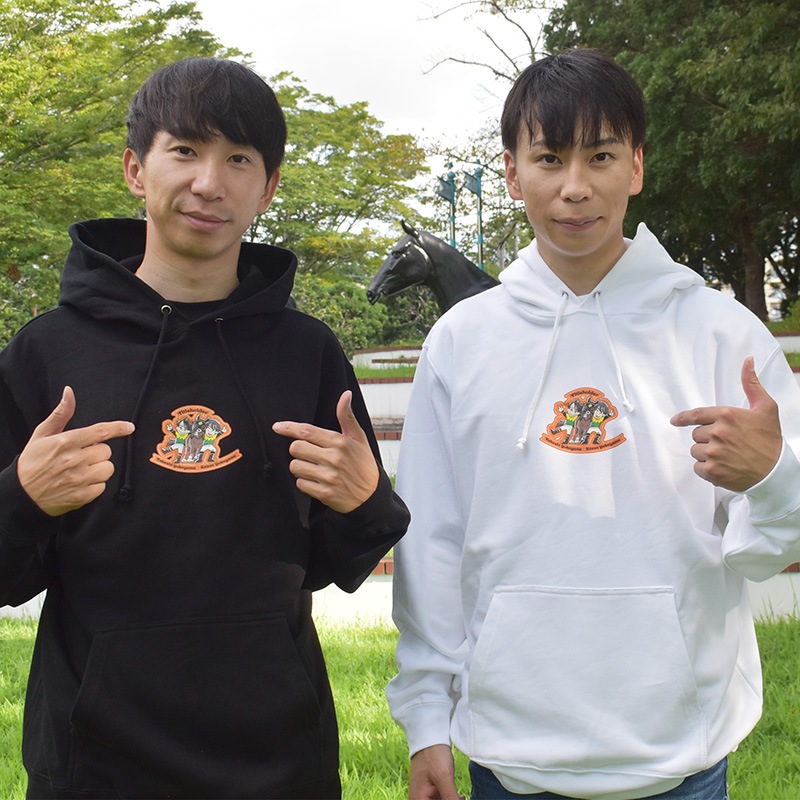 競馬　タイトルホルダー　ジャンパー Amazon.co.jp: タイトルホルダー 引退 記念ジャンパー JRA 競馬