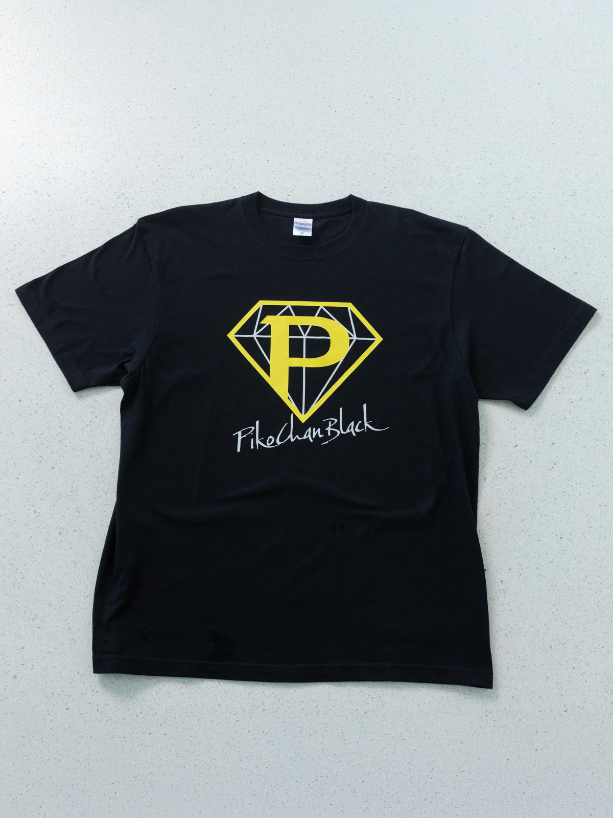 ピコチャンブラック・Tシャツ