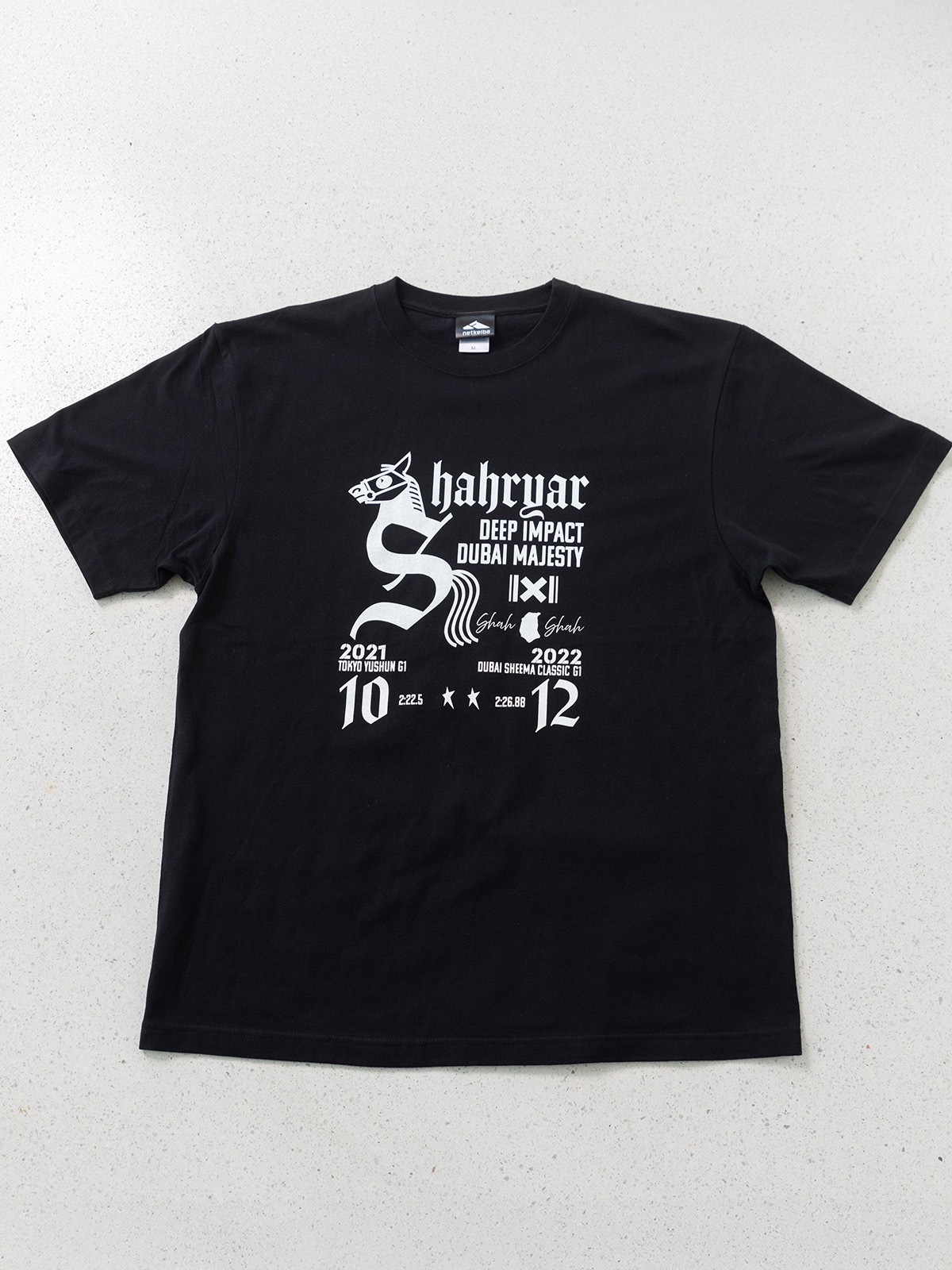 ◆ 競馬 JRA ◆ シャフリヤール ◆ 日本ダービー ◆数量限定シャツ◆ シャフリヤール・Tシャツ(黒) | netkeibaTOPおすすめ | netkeiba