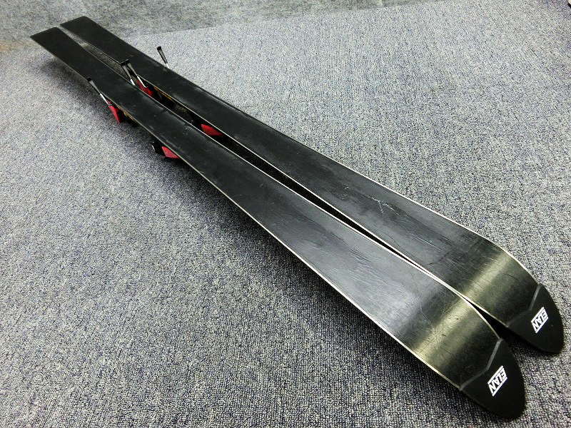 8669YELAN RACING 148cm/