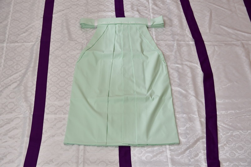 三級差袴　新生羽二重　紐別仕立