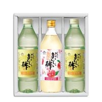 ギフト箱3本セット-25 おいしい酢 955ml×2本 おいしい酢山梨白桃 900ml×1本 酢 お酢 調味料 ギフト ギフトセット 季節限定 贈り物 お中元 飲む酢 飲むお酢