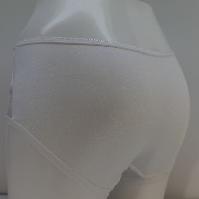 ���˥��꡼���硼�ġ�������������ɡ����ۥ磻�ȿ���������M.L.LL