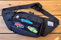 NICETY patched sling bag / black