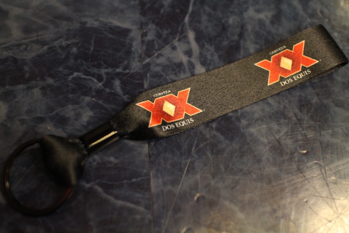DOS EQUIS nylon keychain