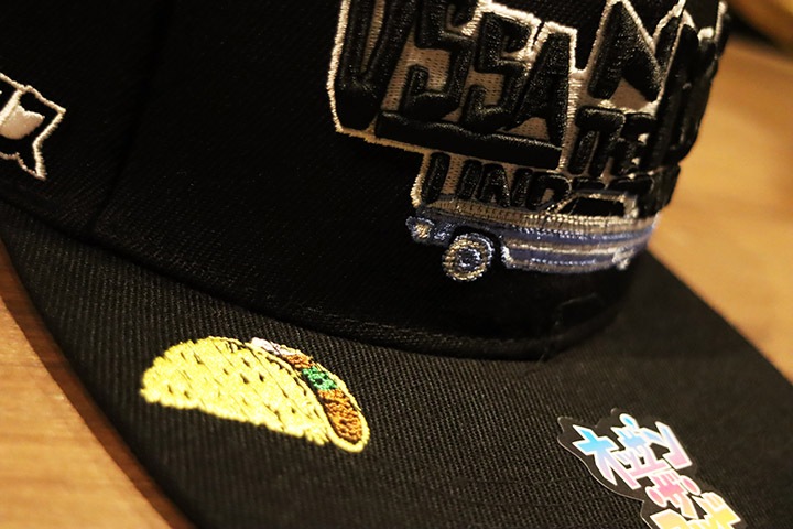 OSSANTHEHOOD snapback cap (car & tacos) / black