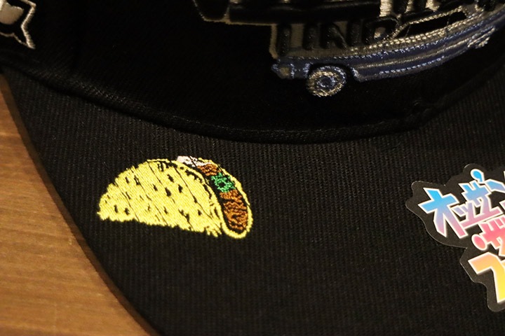 OSSANTHEHOOD snapback cap (car & tacos) / black