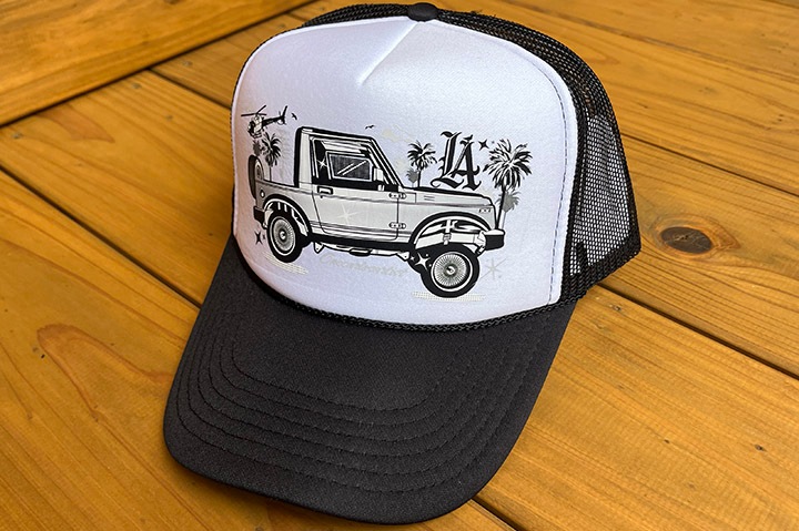 OCA mesh trucker cap (samurai) / white & black