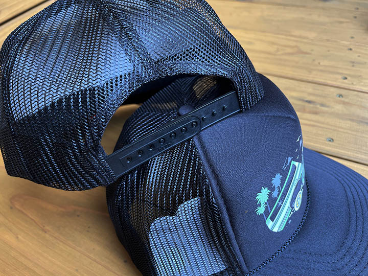 OCA mesh trucker cap (samurai) / white & black