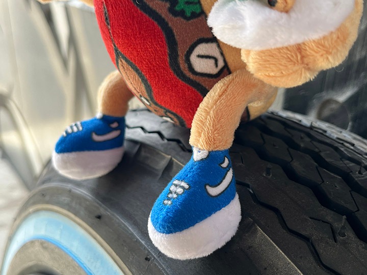 OSSANTHEHOOD "F-yeah TACO !" plush toy