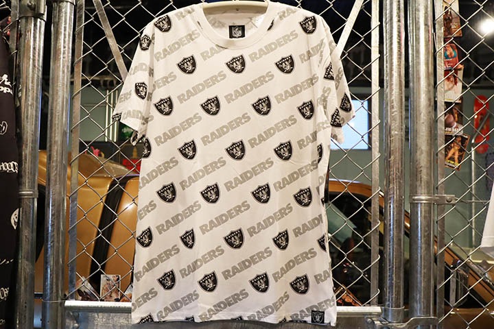 RAIDERS official Tshirt / white