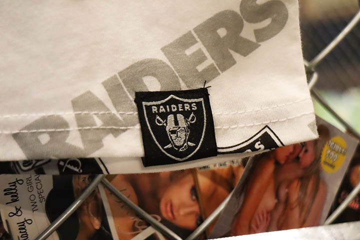 RAIDERS official Tshirt / white