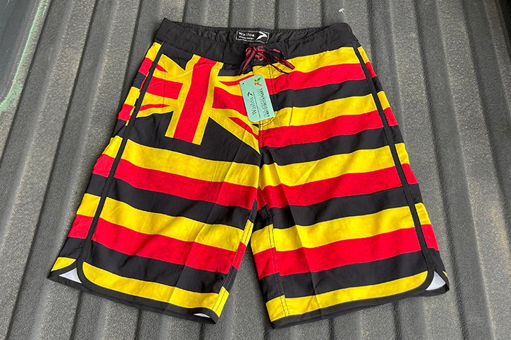 board shorts / color