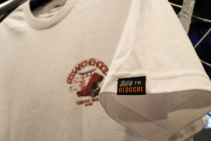 OSSANTHEHOOD Tshirt (chopstick-rd) / white