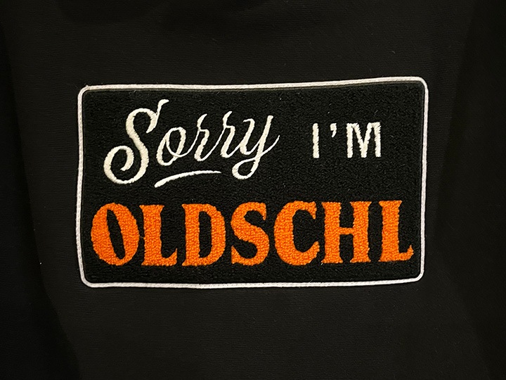 OSSANTHEHOOD 12oz chenille pullover hood (oldschl) / black