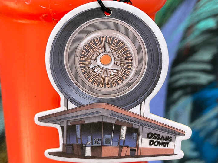 OSSANTHEHOOD air freshener (donut)