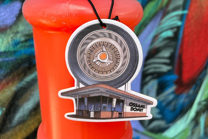 OSSANTHEHOOD air freshener (donut)