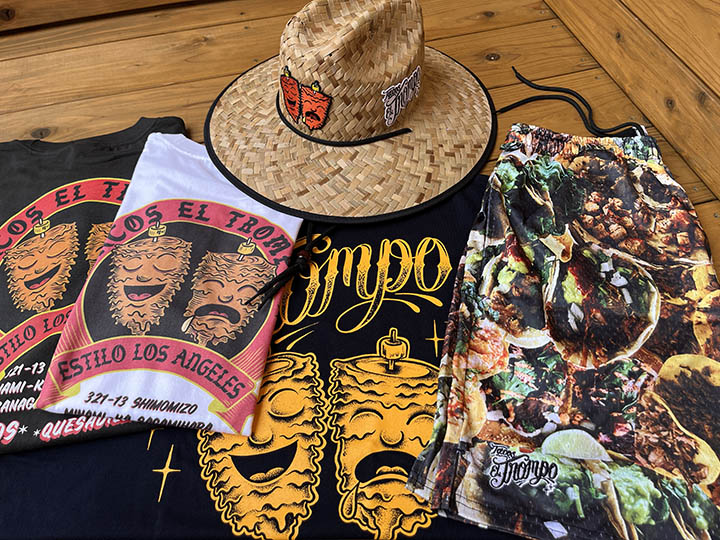 Tacos El Trompo Tshirt (trompo) / navy x yellow