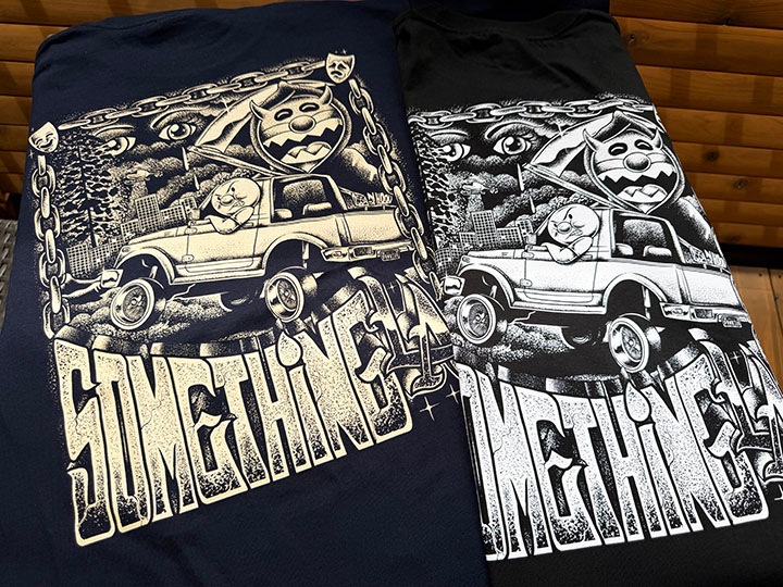 OSSANTHEHOOD Tshirt (something LA) / navy