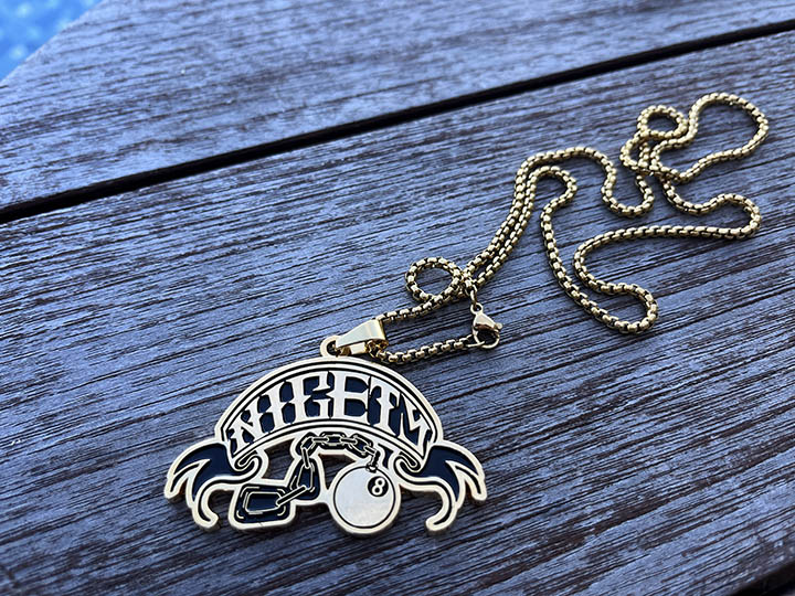 NICETY gp. gold steel neckless (8ball) / gold x black