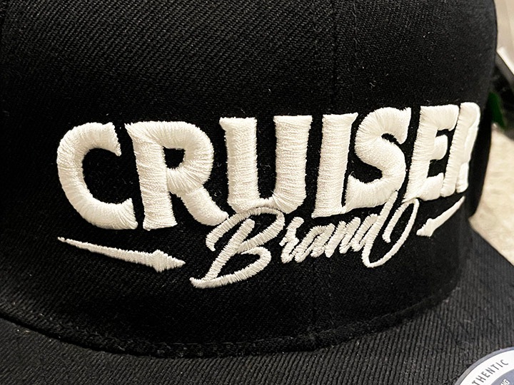 Cruiser brand snapback cap (1) / black