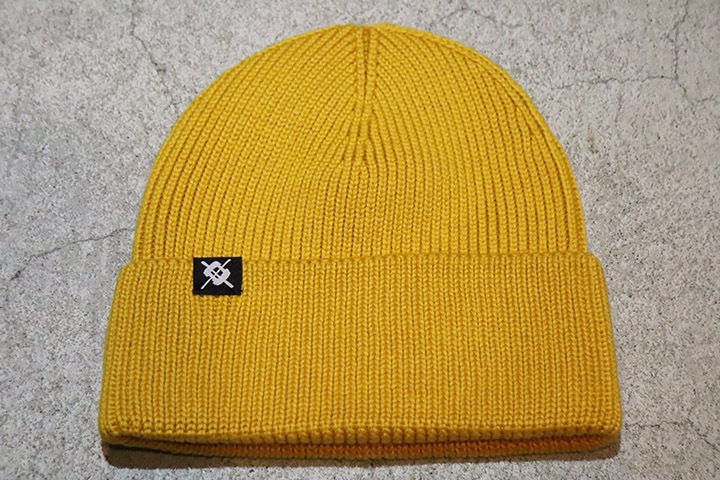 NICETY "SINCE NINETY THREE" beanie / mustard