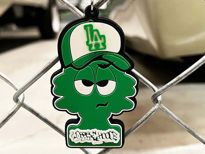 OSSANTHEHOOD pvc keychain (imbig) / green