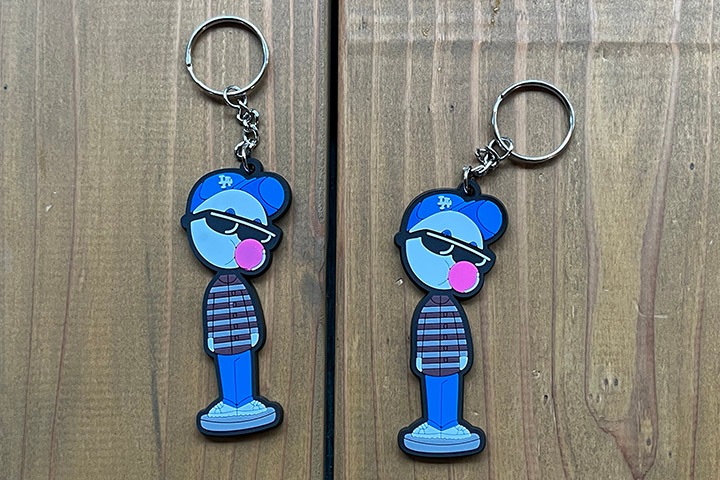 OSSANTHEHOOD pvc keychain (bobbing) 