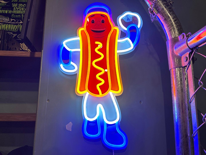 LA DODGERS official LED neon (dodger dog)
