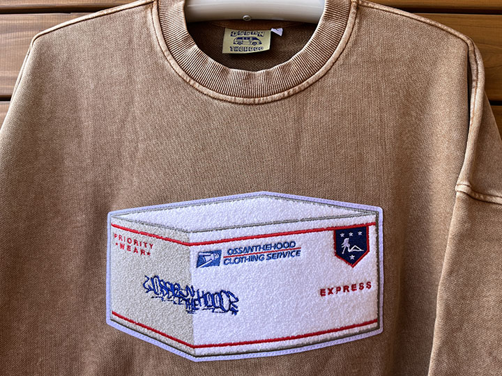 OSSANTHEHOOD 12oz. crewneck sweat (postal) / sand