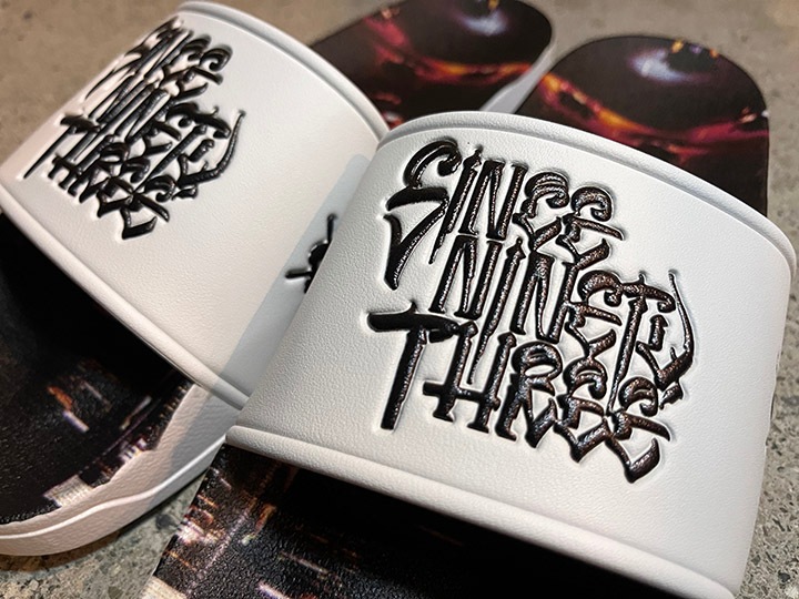NICETY "SINCE NINETY THREE" embossed slide / white