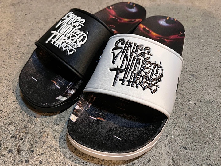 NICETY "SINCE NINETY THREE" embossed slide / white