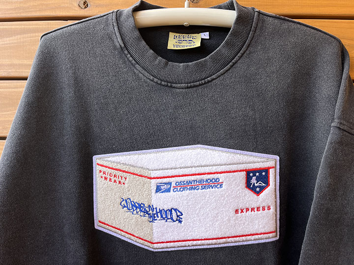 OSSANTHEHOOD 12oz. crewneck sweat (postal) / washed black