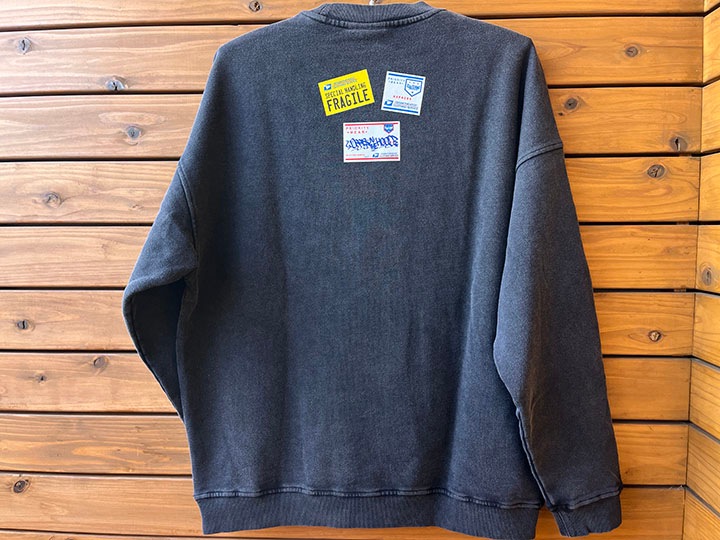 OSSANTHEHOOD 12oz. crewneck sweat (postal) / washed black