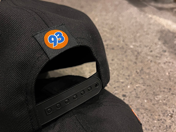 OSSANTHEHOOD snapback cap (eastla) / black & pink