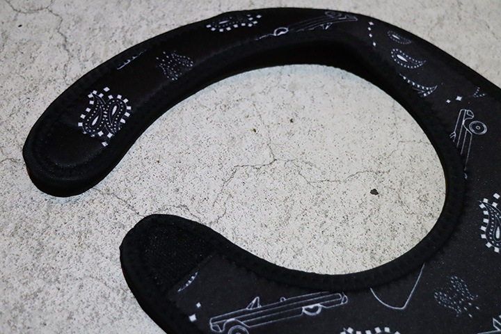 OSSANTHEHOOD baby bib ������ / wcp
