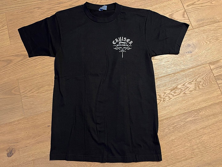 Cruiser brand Tshirt (script) / black