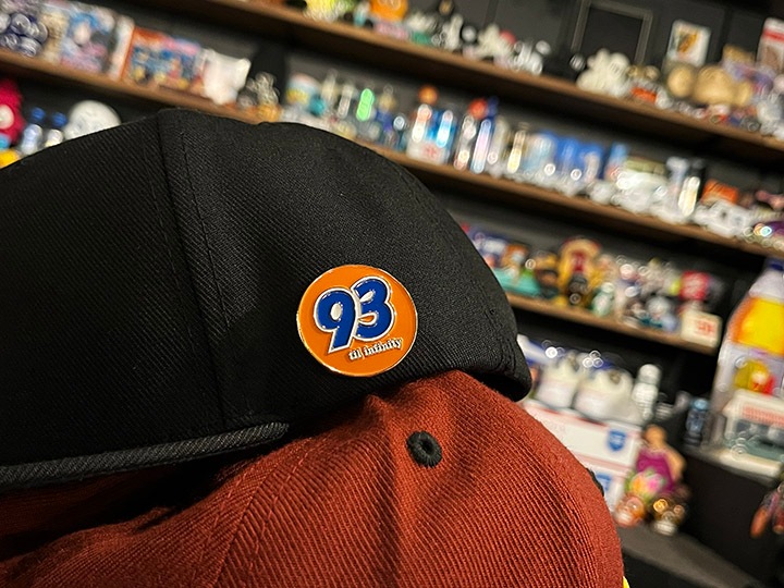 OSSANTHEHOOD pin (93til)