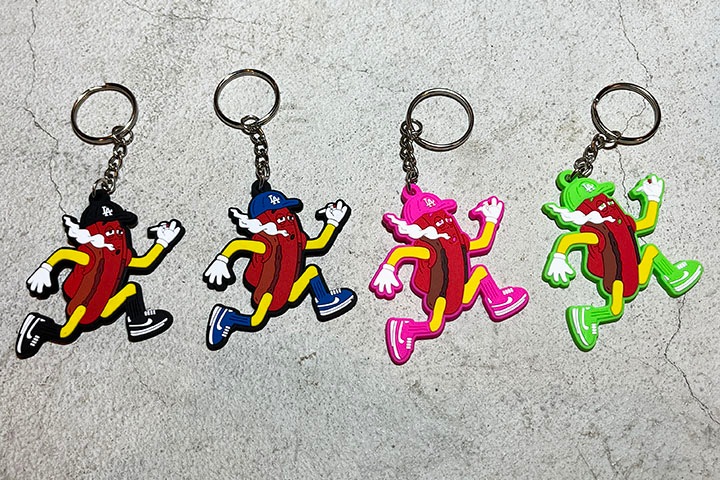 OSSANTHEHOOD pvc keychain (fosho) / 4 colors