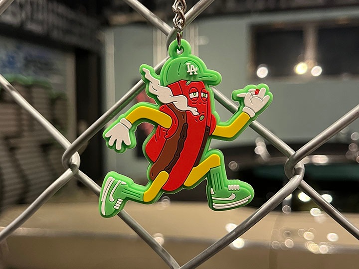 OSSANTHEHOOD pvc keychain (fosho) / 4 colors