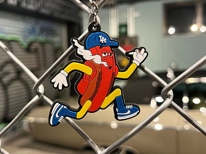 OSSANTHEHOOD pvc keychain (fosho) / 4 colors