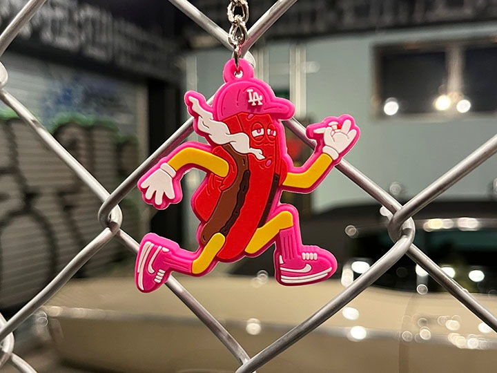 OSSANTHEHOOD pvc keychain (fosho) / 4 colors